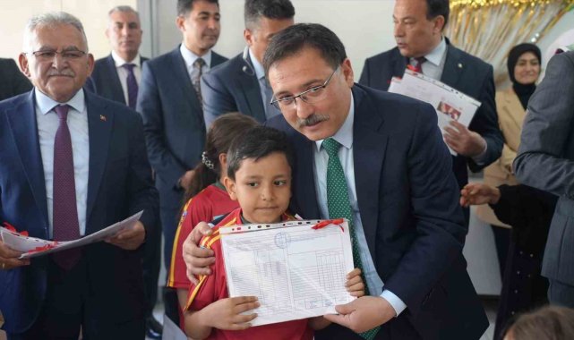 Vali Çiçek: "Kayseri'de eğitimde altın bir yıl geçirdik"