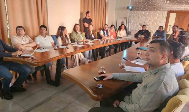 Veteriner hekimlere hayvan hastalıkları ve zararları ile mücadele eğitimi verildi