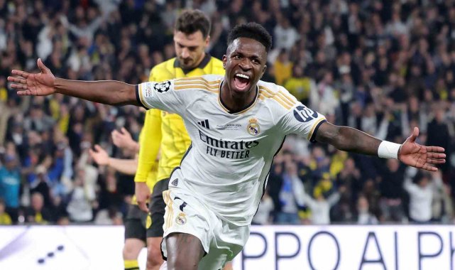 Vinicius Junior, Şampiyonlar Ligi'nde sezonun en iyi oyuncusu seçildi