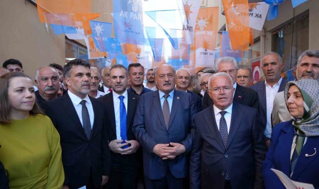 AK Parti Erzincan İl Başkanlığında bayrak değişimi