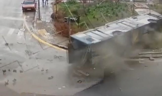 Ankara'da 7 kişinin yaralandığı otobüs kazası kamerada