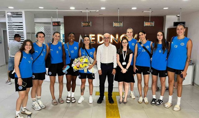 Aydın Büyükşehir Belediyespor Kadın Voleybol Takımı sağlık taramasından geçti