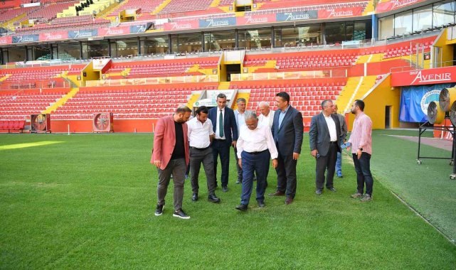 Başkan Büyükkılıç: "Sahamız hibrit sistem ile tamamen yenilendi, lige hazırız"