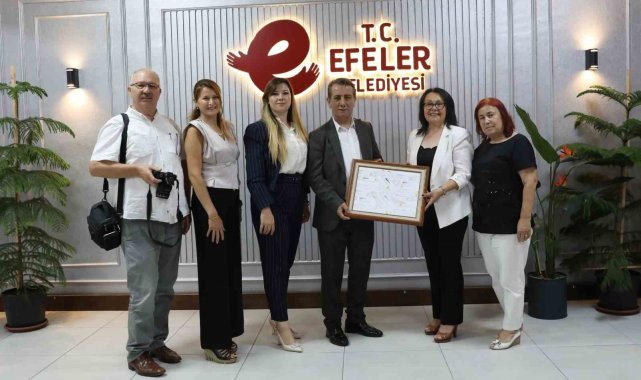 Başkan Yetişkin'in çağrısı 48 kız çocuğuna burs sağladı