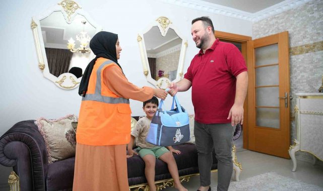 Çayırova Belediyesi'nden "hoş geldin bebek seti" hediyesi