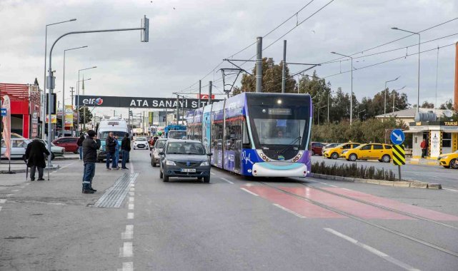 Çiğli ve Karşıyaka tramvay hatlarında aktarmasız ulaşım kolaylığı başlıyor