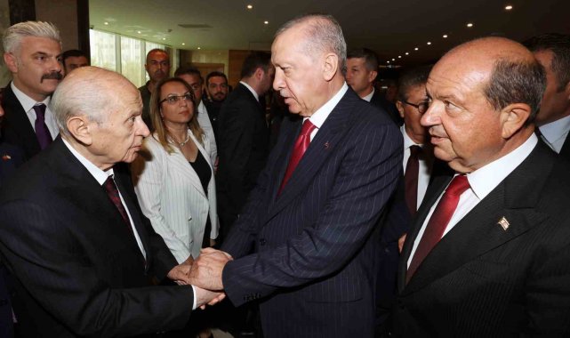 Cumhurbaşkanı Erdoğan'a, KKTC'de duygulandıran hediye