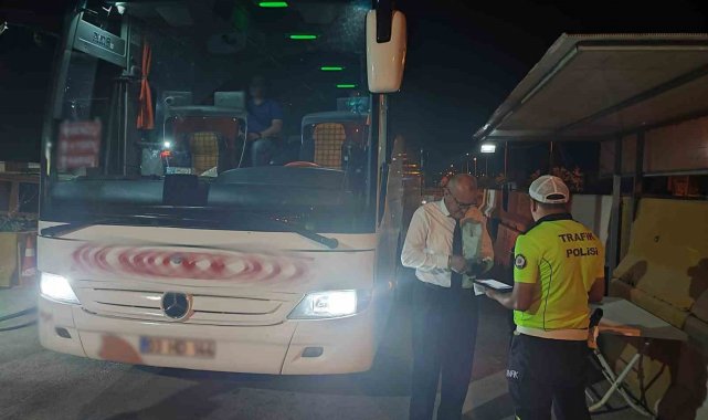 Denizli emniyeti yolcu otobüslerini denetledi