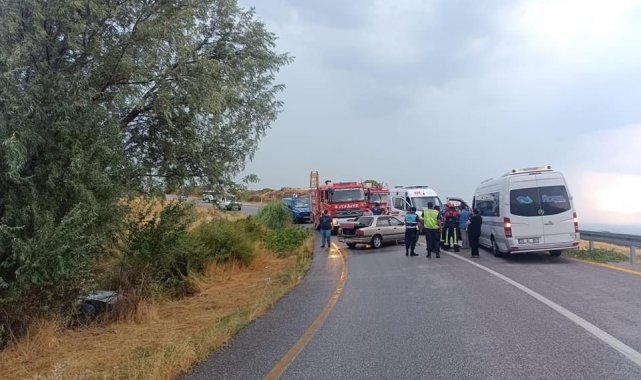 Denizli'de yağış sonrası kaygan zeminde zincirleme kaza: 9 yaralı