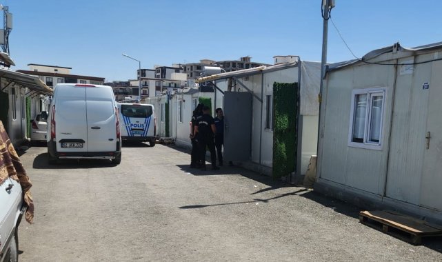 Depremzedeye ait konteyner gündüz gözüyle soyuldu
