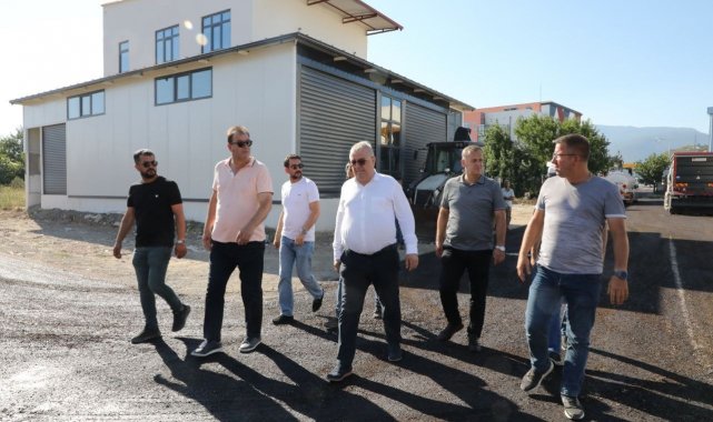 Edremit Belediyesi asfaltlama hamlesi başlattı
