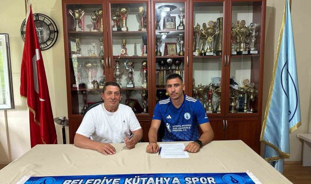 Eray Akar Belediye Kütahyaspor'da