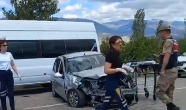 Erzincan'da trafik kazası: 1 ölü, 1 yaralı