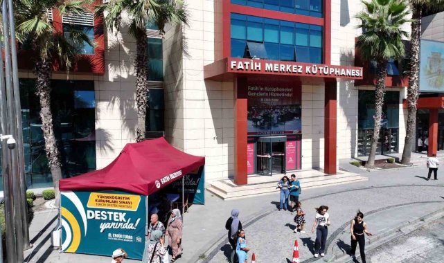 Fatih Belediyesi'nden öğrencilere YKS tercih rehberliği