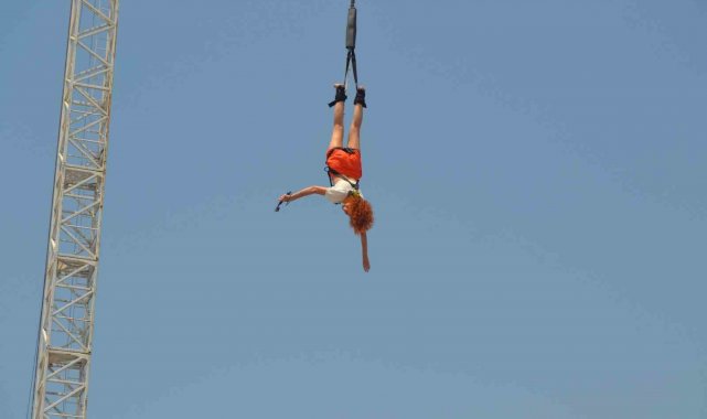 Fethiye'de "bungee jumping" heyecanı