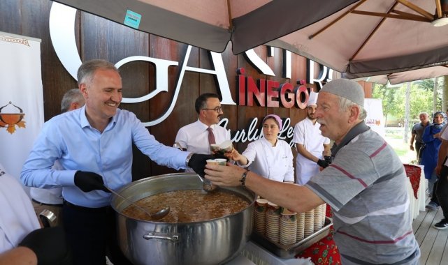 Gastro İnegöl mutfağından aşure ikramı