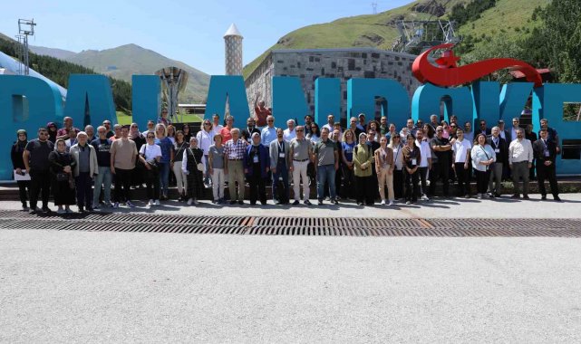 Genç bilim insanlarının geleceğine yönelik atılacak adımlar, Atatürk Üniversitesinde ele alındı