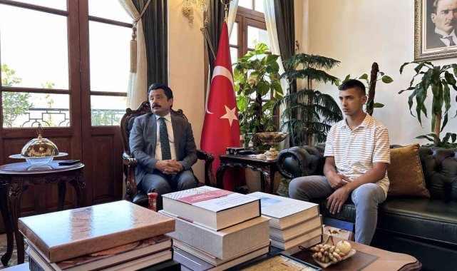 Hataylı öğrenci kaynak yapma yarışmasında Türkiye üçüncüsü oldu