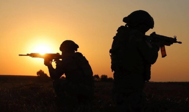 Irak'ın kuzeyindeki barınma alanlarından kaçan 3 PKK'lı terörist teslim oldu