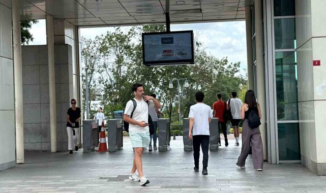 İTÜ'de yangın paniği: O sırada havuzda bulunan çocuklar ve aileleri tahliye edildi
