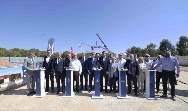 İzmir AOSB'de kurulacak itfaiye merkezinin temelini atıldı