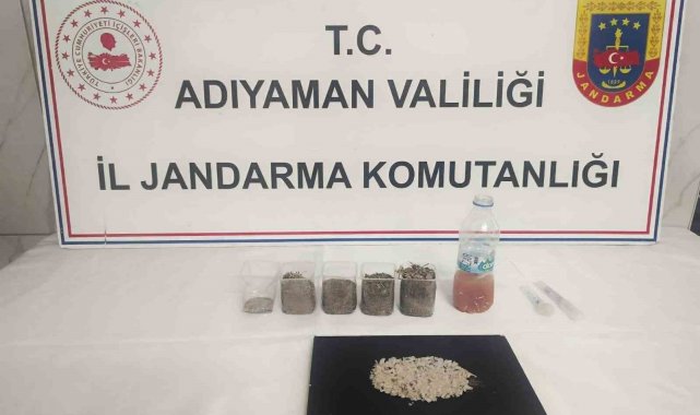 Jandarma ekipleri uyuşturucuya geçit vermiyor