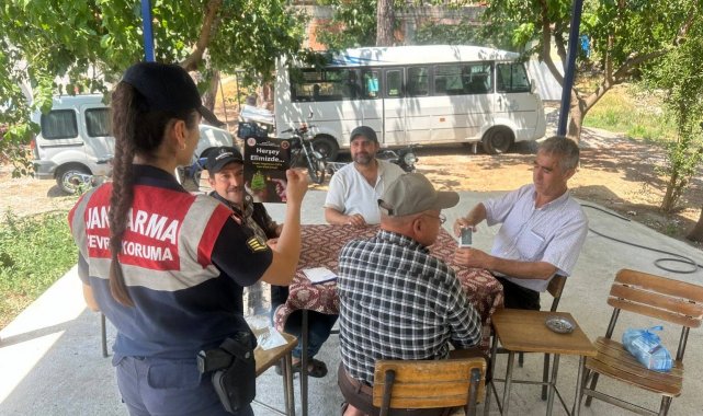 Jandarma yangınlara dikkat çekti, vatandaşları bilgilendirdi