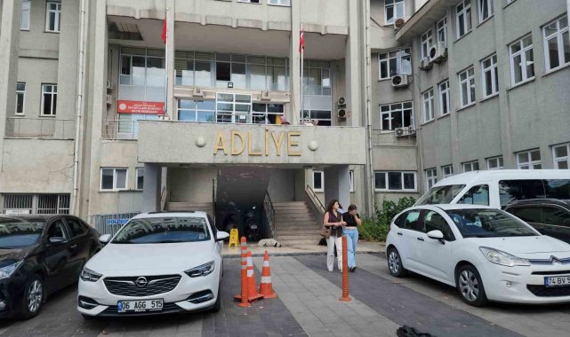 Liseli Büşra'nın öldüğü servis faciasında 3 sanığın yargılanmasına devam edildi