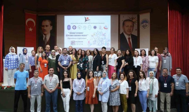 Melikgazi Belediyesi "Öğrenci Yetenekli Öğretmen Farkında" Projesini tamamladı