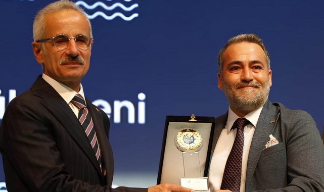 Mersin Uluslararası Limanı'na 'En çok yük elleçleyen liman tesisi' ödülü