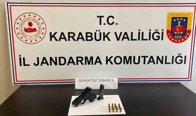 Ruhsatsız tabanca ile yakalanan 3 kişi serbest kaldı