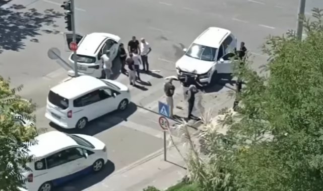 Siirt'te maddi hasarlı trafik kazası