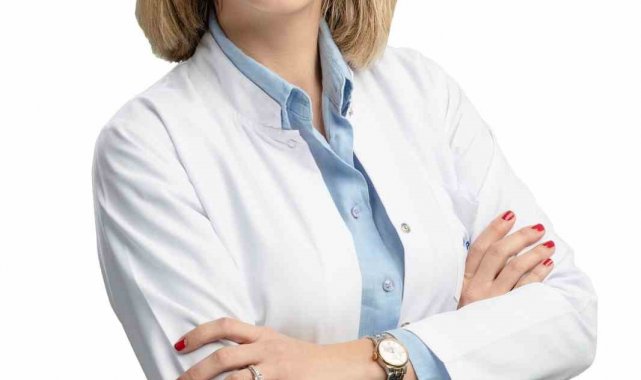 Uzm. Dr. Özak: "Menopoz dönemine bilinçlenerek girin"