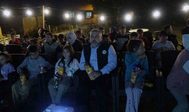 Yaylanın çocukları açık hava sinemasıyla buluştu
