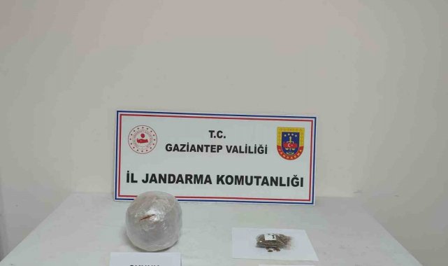 Yolcu otobüsünde 1 kilogram 750 gram skunk maddesi ele geçirildi