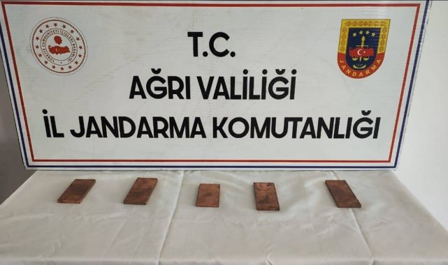 Ağrı'da 5 kilogram kaçak altın ele geçirildi
