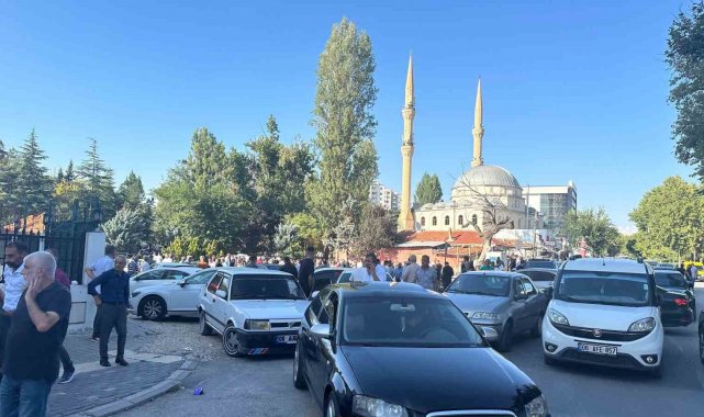 Ankara'daki silahlı hal kavgasında ölen 2 kardeş toprağa verildi