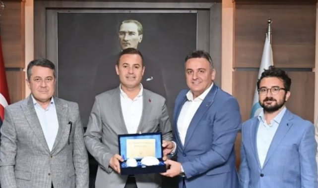 Bandırma Ticaret Odası'ndan Balıkesir Büyükşehir Belediye Başkanı Ahmet Akın'a Ziyaret