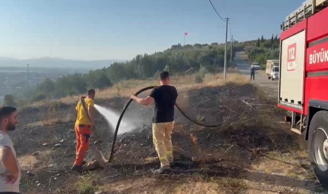 Bursa'da çıkan yangın ormanlık alana sıçramadan söndürüldü