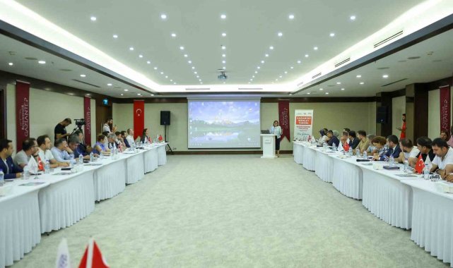 Büyükşehir'de ev sahipliğinde Bisiklet Turizmi Çalıştayı düzenlendi