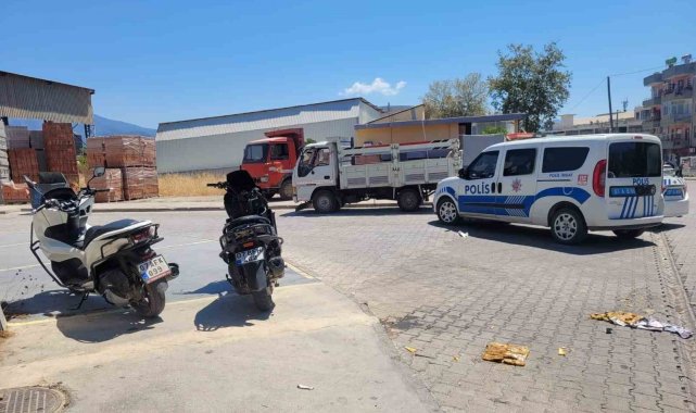 Çarpışan motosikletlerin sürücüleri yaralandı