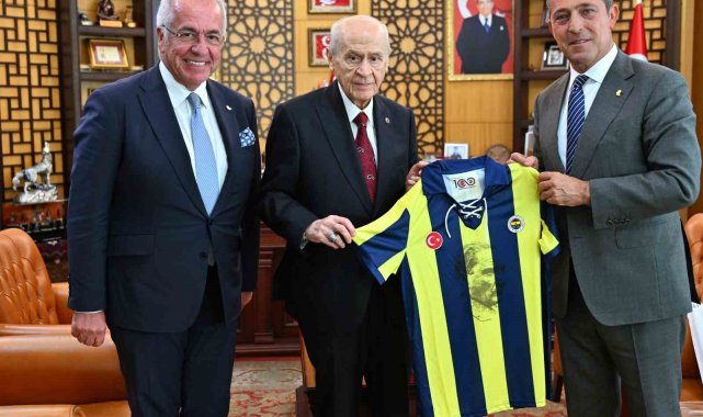 Fenerbahçe'den siyasi parti ziyaretleriyle ilgili iddialara yanıt