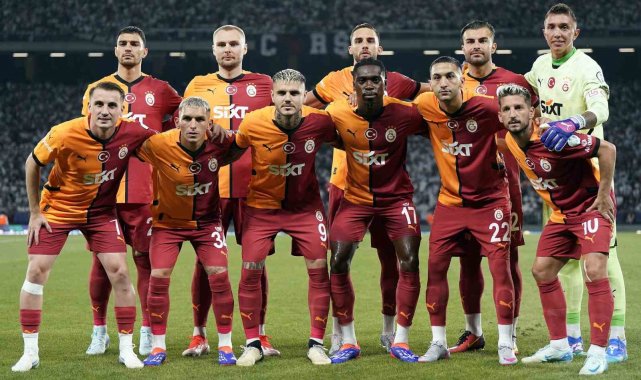 Galatasaray beklenen 11'le başladı