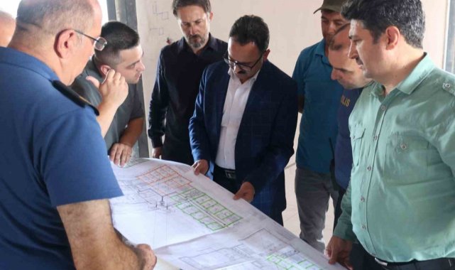 Gediz'de Hükümet Konağı ve Emniyet Müdürlüğü inşaatında inceleme