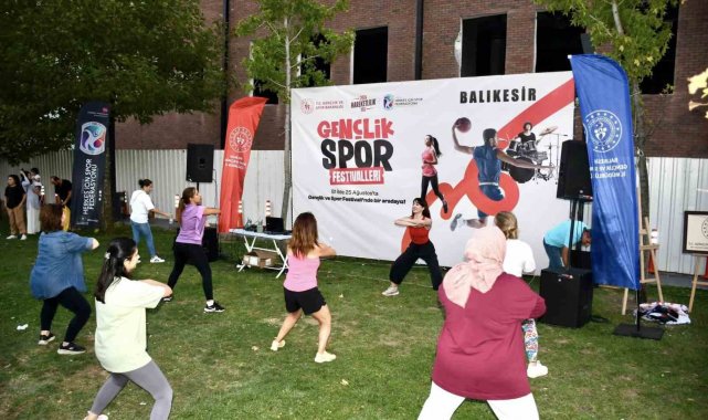 Gençlik ve Spor Festivali Balıkesir'de yapıldı