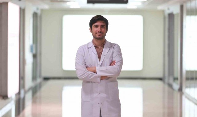 Halsizlik, baş ağrısı ve ateş; maymun çiçeği virüsünün belirtileri olabilir