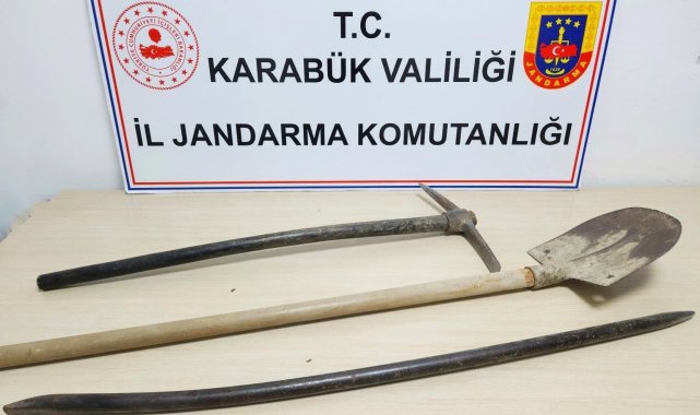Kaçak kazı yaparken suçüstü yakalandılar