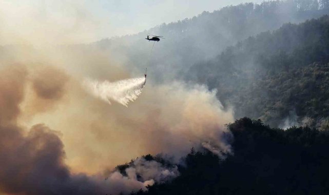 Karabük'teki orman yangınını söndürme çalışmaları 29 saattir sürüyor