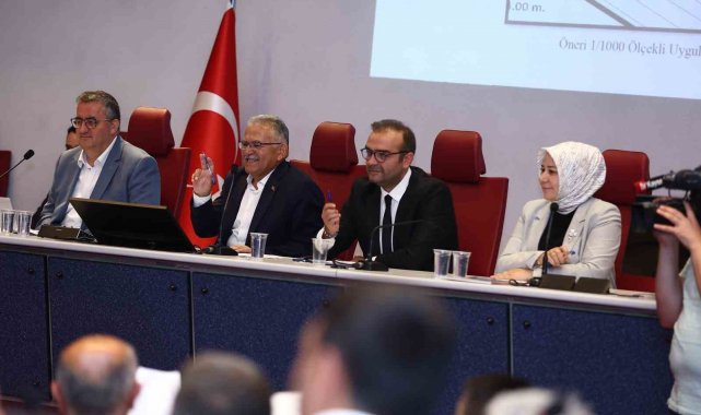 Kayseri Büyükşehir'den 3 ilçeye ek bütçe
