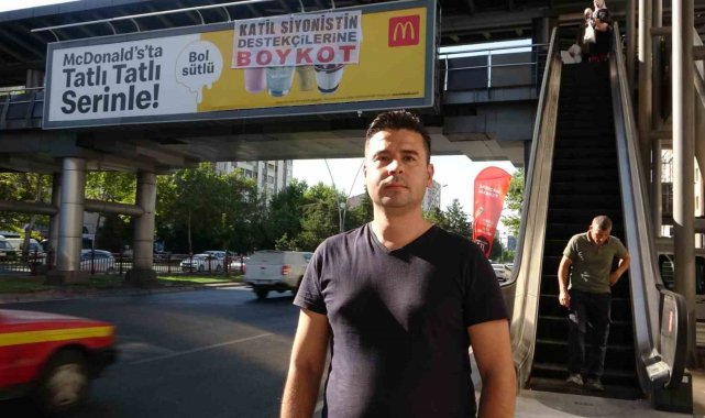 Kayseri'de McDonald's'ın reklamının üzerinde dikkat çeken pankart